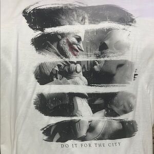 DC Batman Joker Arkham City Large Shirt